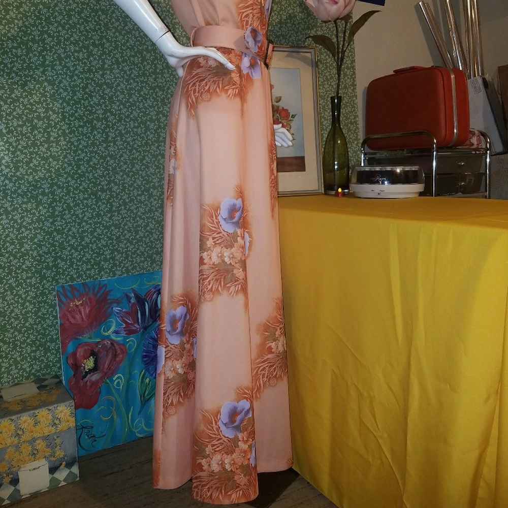*SOLD 70's Hawaiian Print Vintage Top/Skirt/belt - Picture 3 of 6